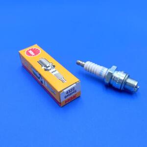 Spark plug NGK BR8HS